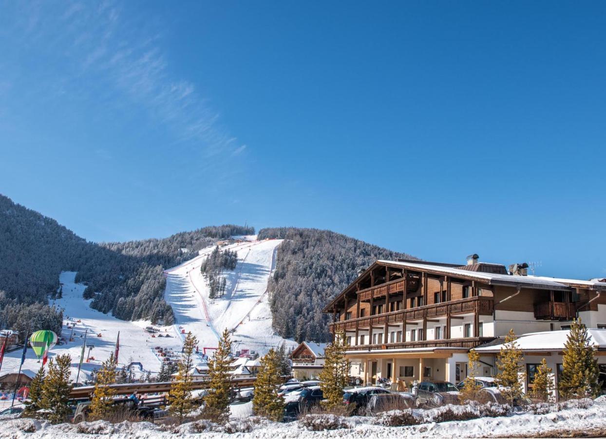 Hotel Condor San Vigilio Di Marebbe Exterior photo